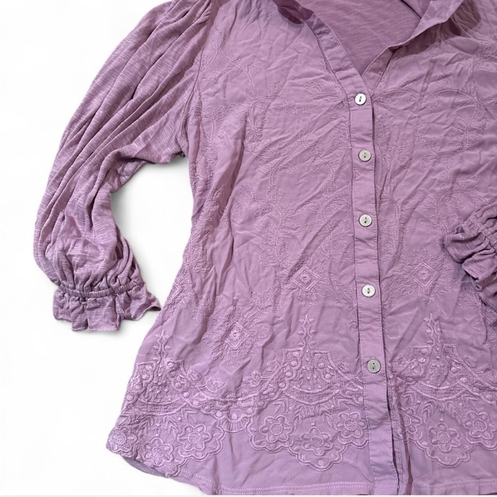 Embroidered Lilac Top With Princess Sleeves